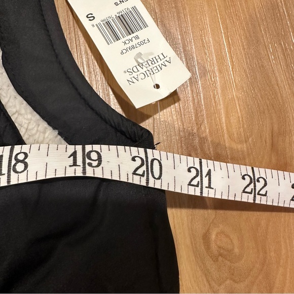 Black Vest by American Threads | New With Tag | Size Small - Picture 8 of 9